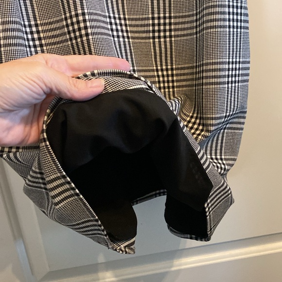 NWOT Banana Republic top - Picture 3 of 6